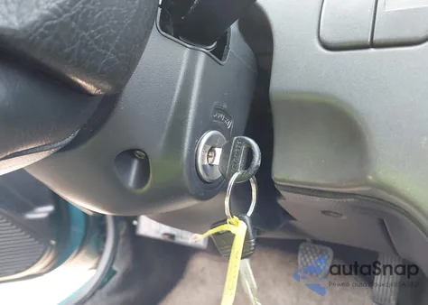 1993 Honda Civic Dx z USA, uszkodzony, nr VIN 2HGEJ2141PH507402